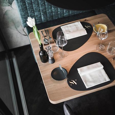 Somvita Suites Тіроло Екстер'єр фото