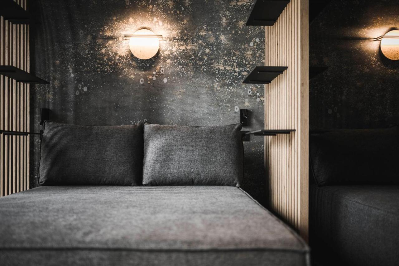 Somvita Suites Тіроло Екстер'єр фото