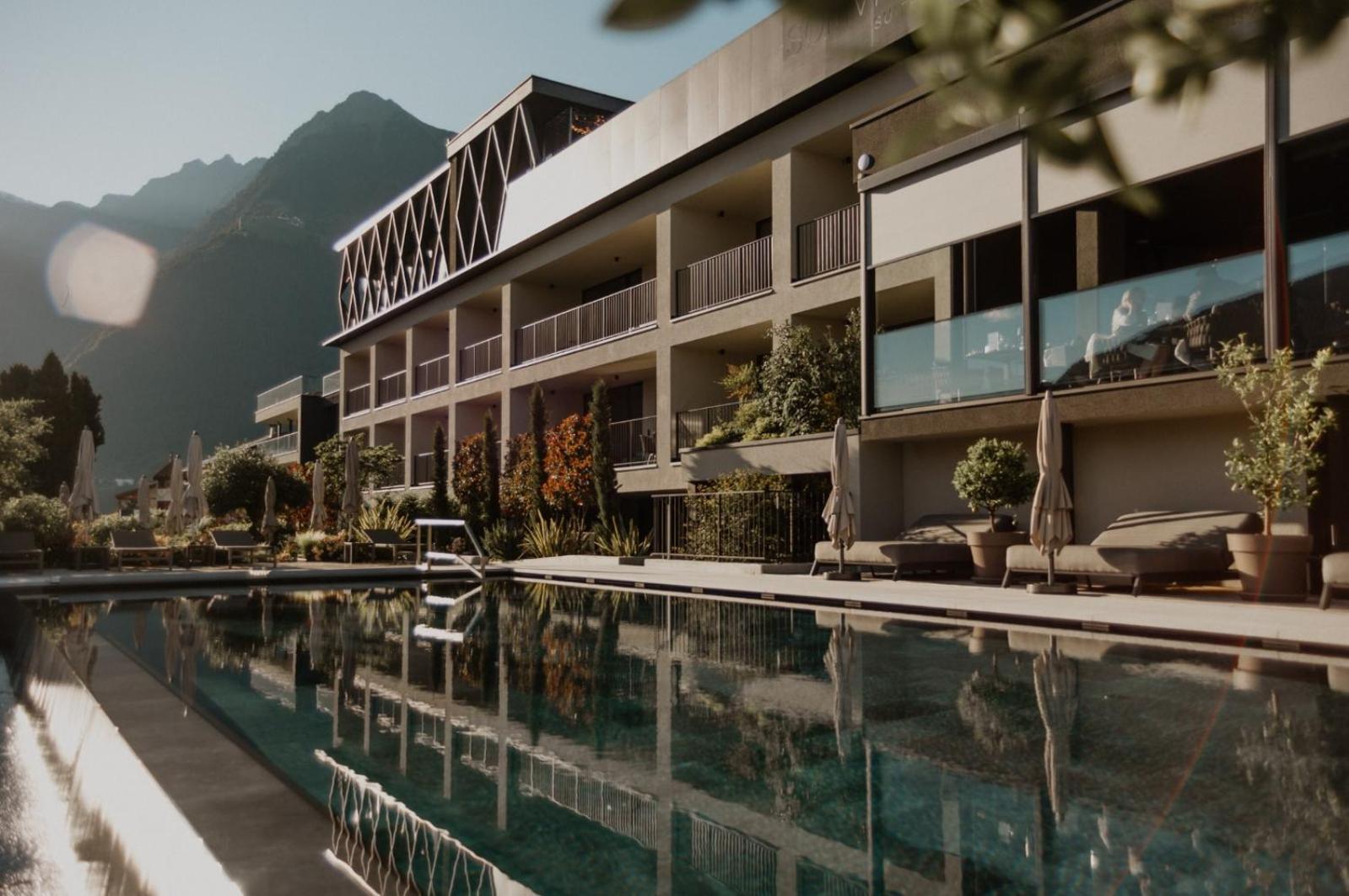 Somvita Suites Тіроло Екстер'єр фото